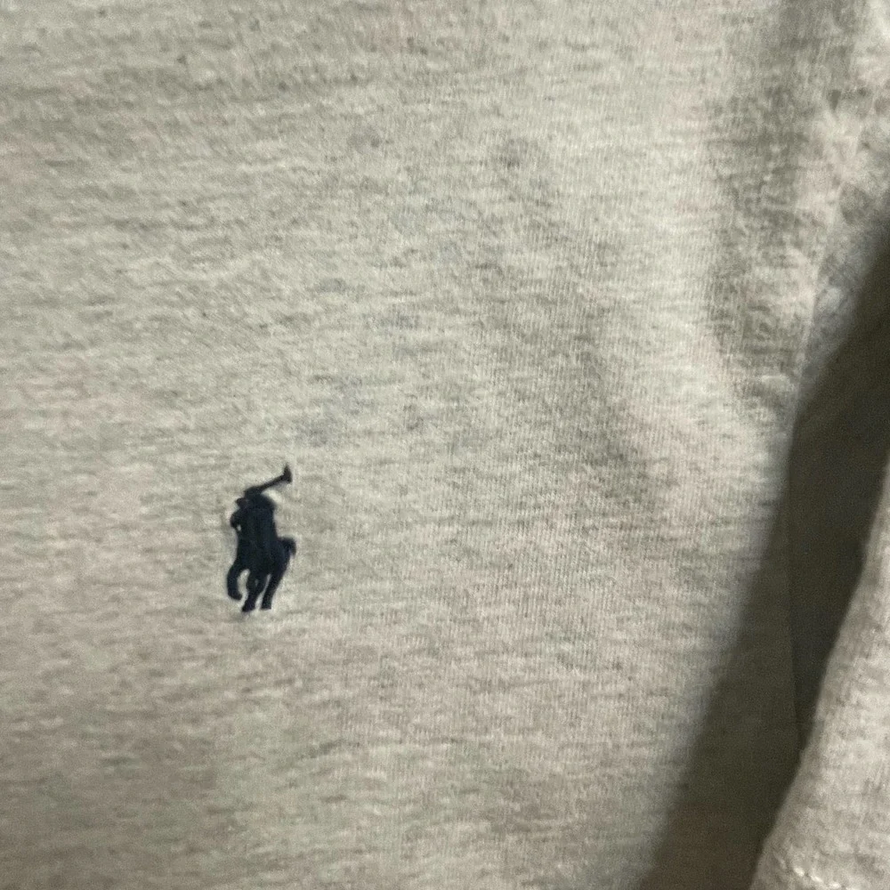 Polo Ralph Lauren V-Neck T-Shirt Sz 10-12 Gray